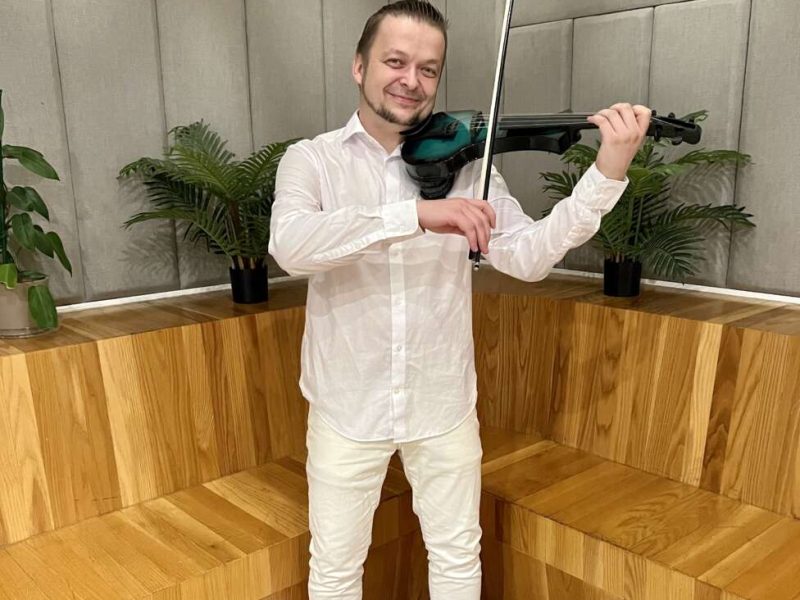 KeyReel Music. Violin solo